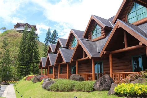Hotels near Tagaytay Highlands .